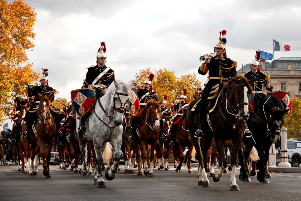 Verove was a member of the Garde Républicaine