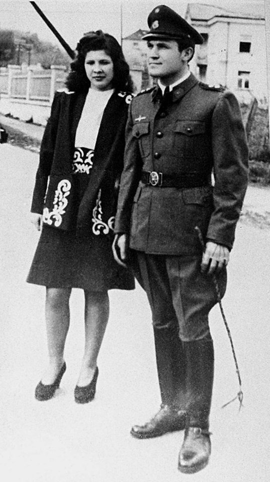 Dinko Sakic with his wife Nada in 1945