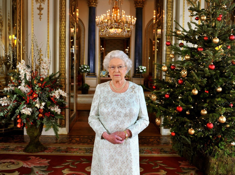 The Queen hopes to spend Christmas with her family this year, a royal source said