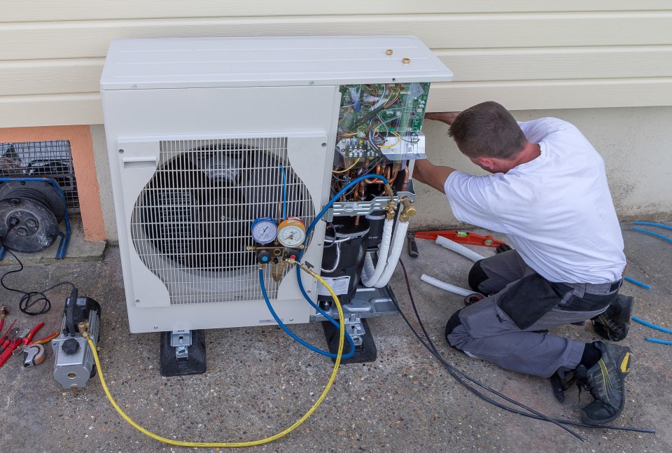 We explain how much you can get for a heat pump and how to apply for a grant