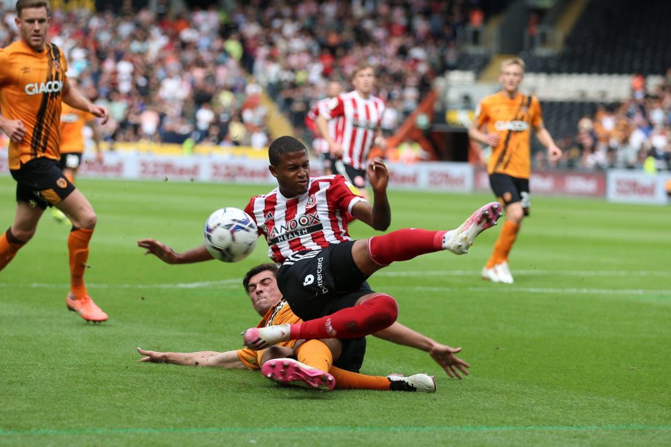 Brewster is looking to get back into the Sheffield Utd team after being benched for the last three games