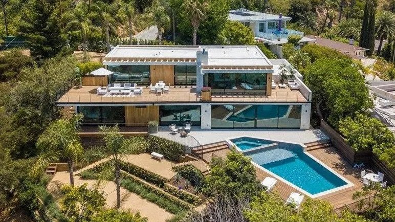 Inside Daniel Ricciardo’s stunning LA mansion