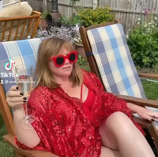 The Rev regularly posts hilarious videos from her backyard