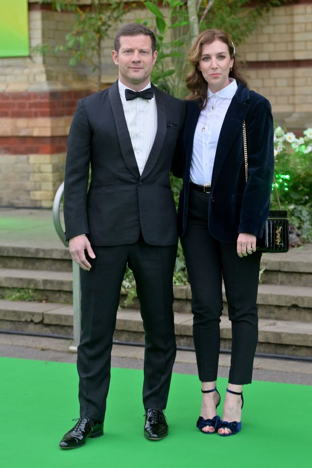 Dermot O'Leary and Dee Koppang also opted for suits