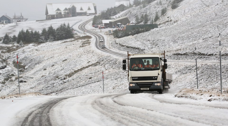 Traffic battled through the snow on the A939 Cockbridge to Tomintoul in Scotland this morning