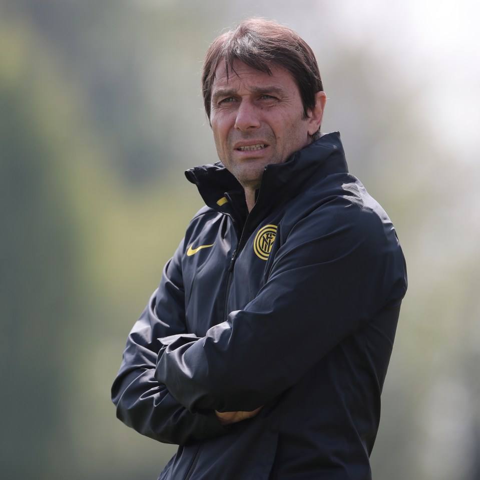 Spurs are reportedly planning to swoop on Conte who has been heavily linked with the United job