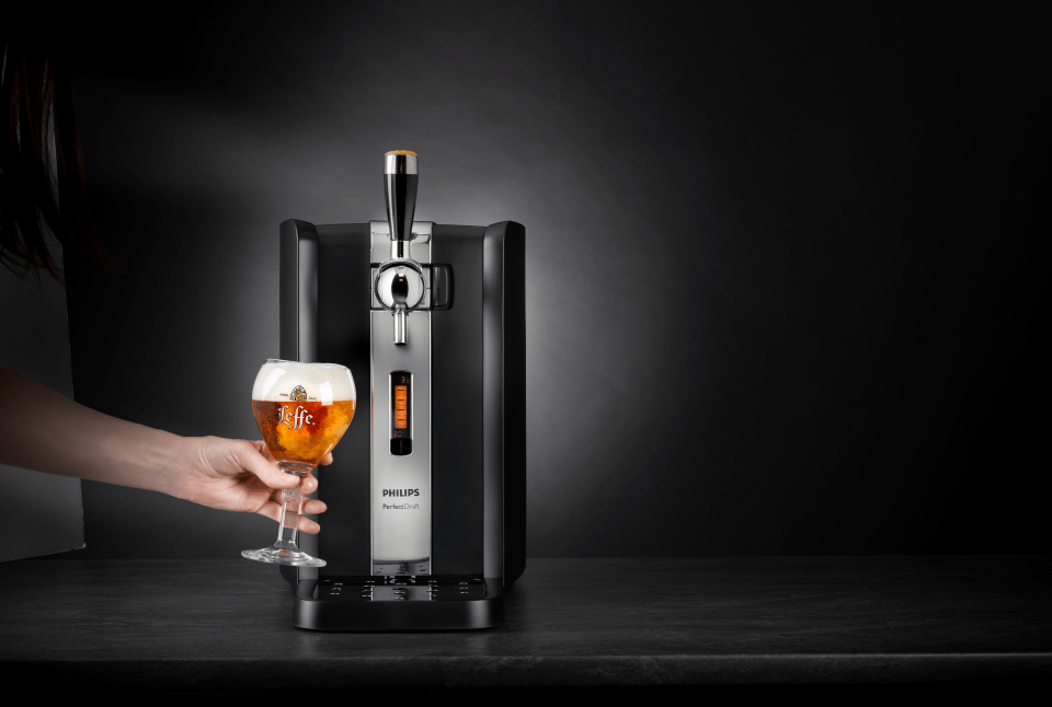 The PerfectDraft machine accepts six-litre kegs