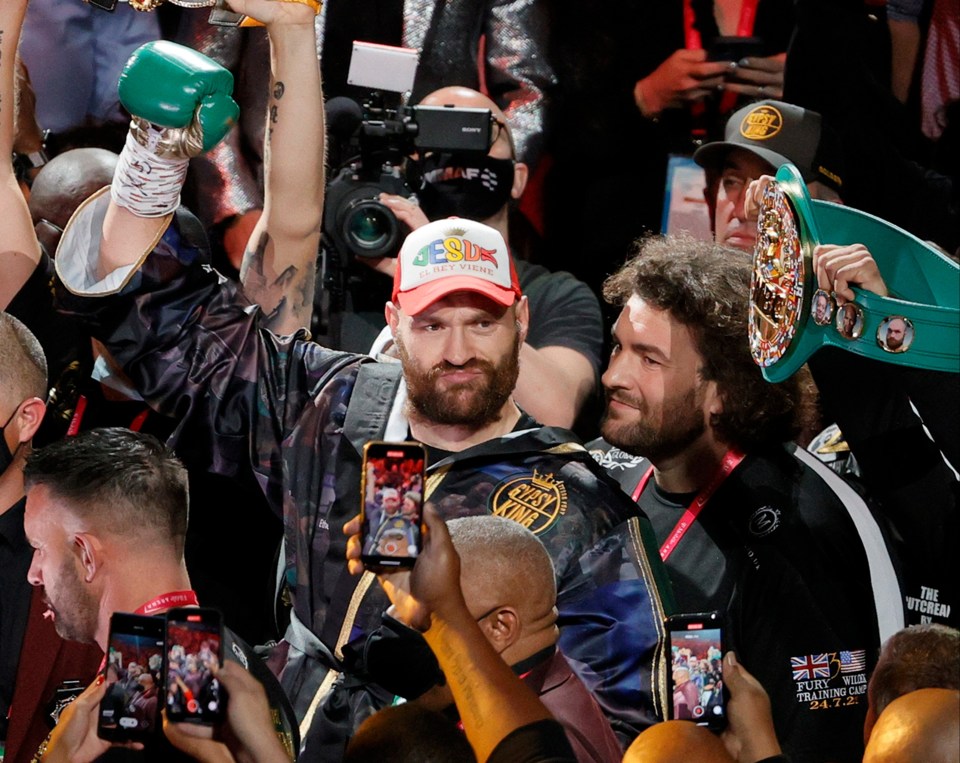 Tyson Fury next to his brother Shane