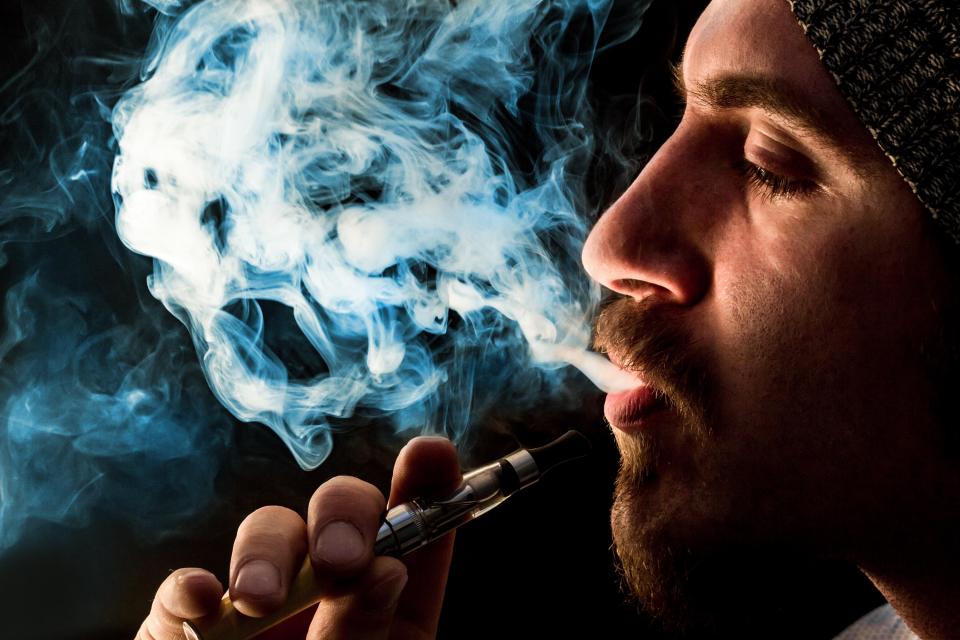 Public Health England promotes vaping as an anti-smoking tool