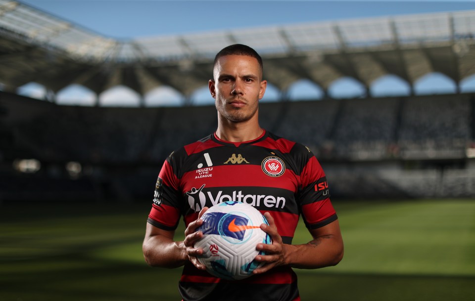 Rodwell in his new Western Sydney Wanderers threads