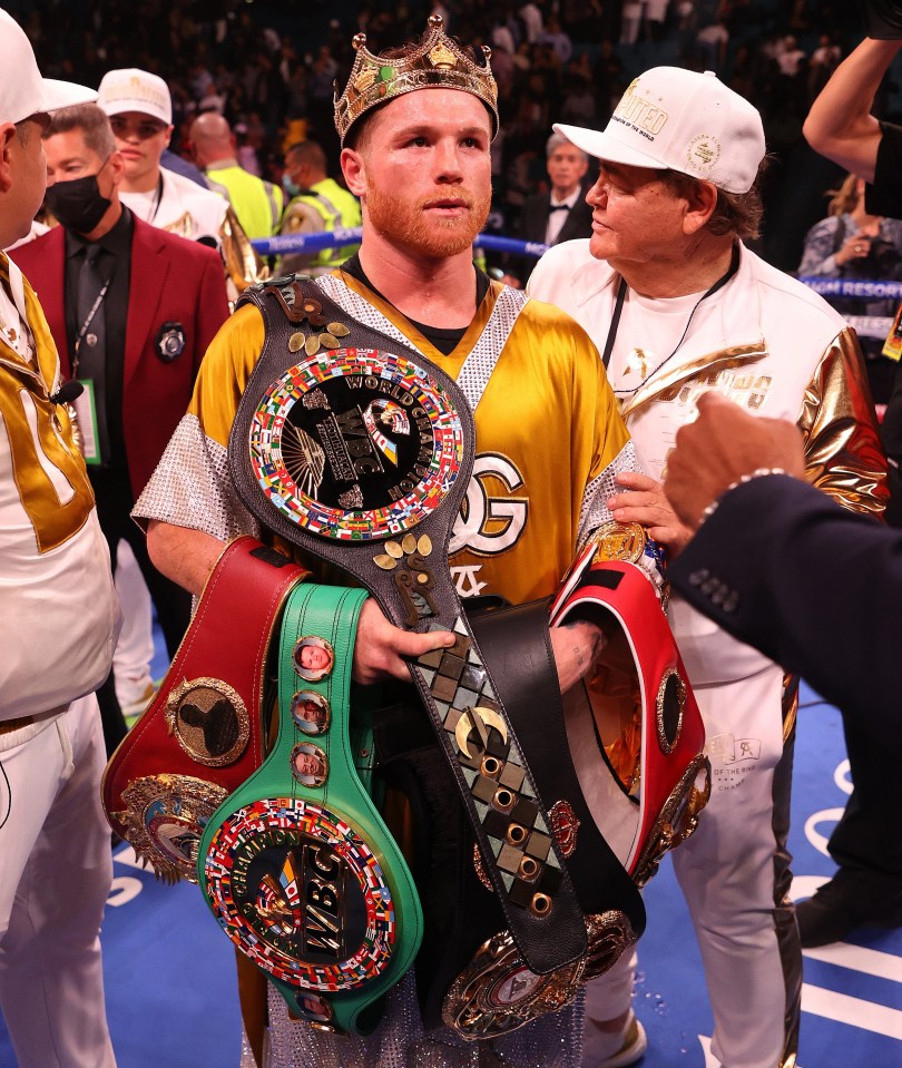 Canelo Alvarez is undisputed super-middleweight champion