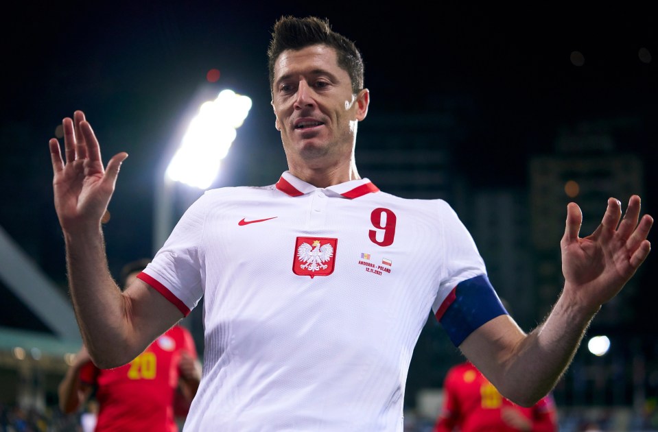 Robert Lewandowski has been allegedly been finding out about the Premier League... and Aston Villa