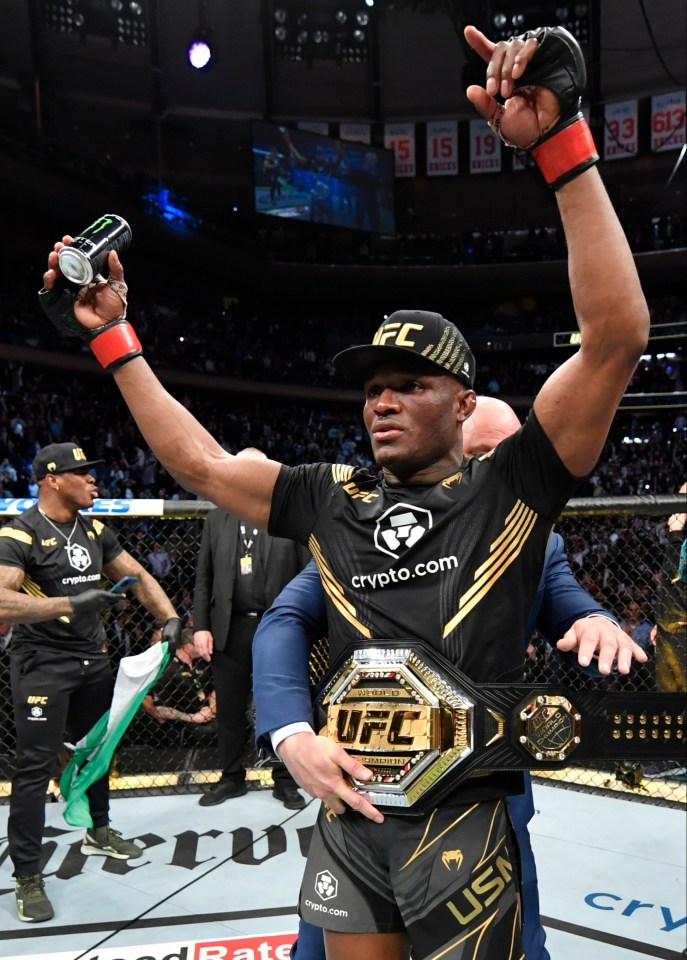 Kamaru Usman retained his welterweight title with a unanimous decision victory over Colby Covington