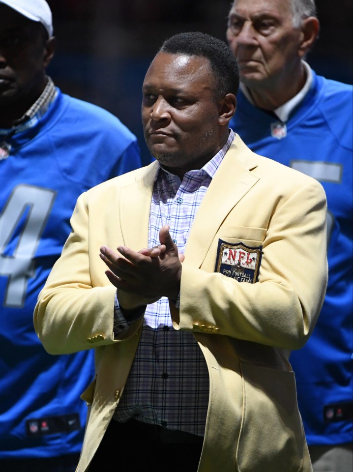 Barry Sanders must have wondered if the fan was taking the pee