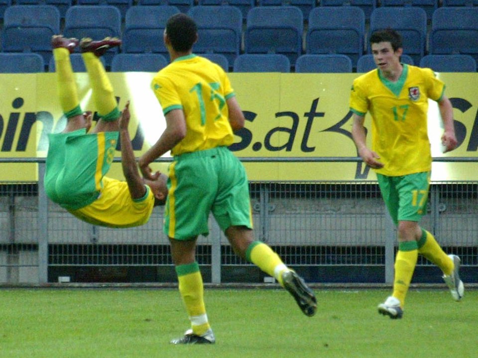 Bale assisted Robert Earnshaw, left, on his international debut aged 16 leading to the iconic celebration