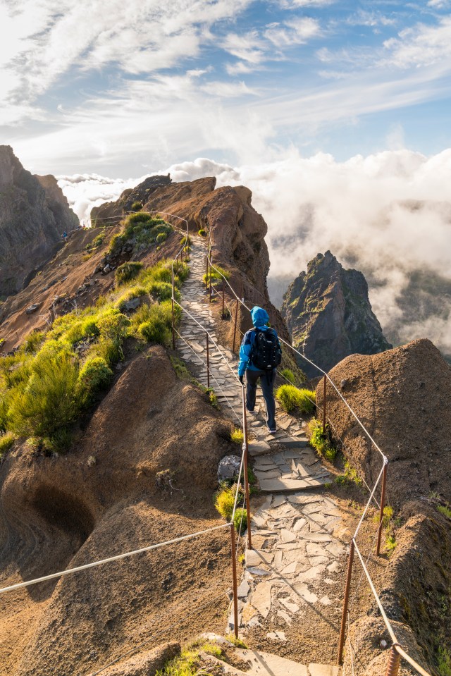 A spectacular trail leading to Pico do Areeiro, one of Madeira’s highest mountains