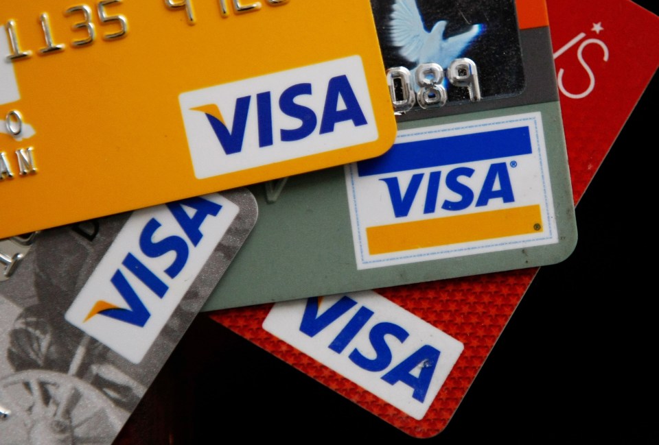 Visa credit card customers won't be able to shop with Amazon next year