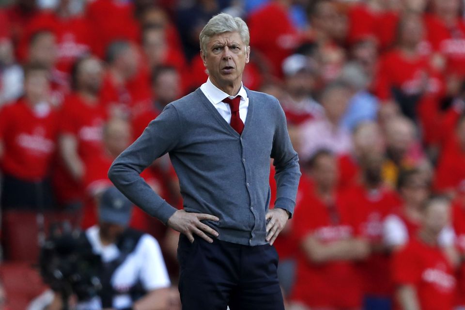 Arsene Wenger admits he should not have stayed at Arsenal until the end of his career