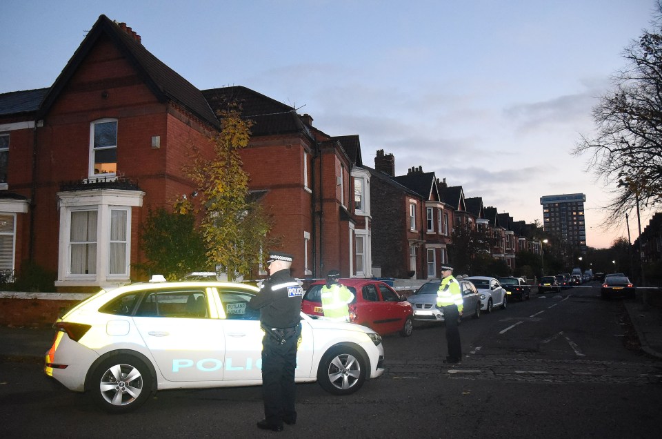 Armed cops have descended on Rutland Avenue, situated near Sefton Park