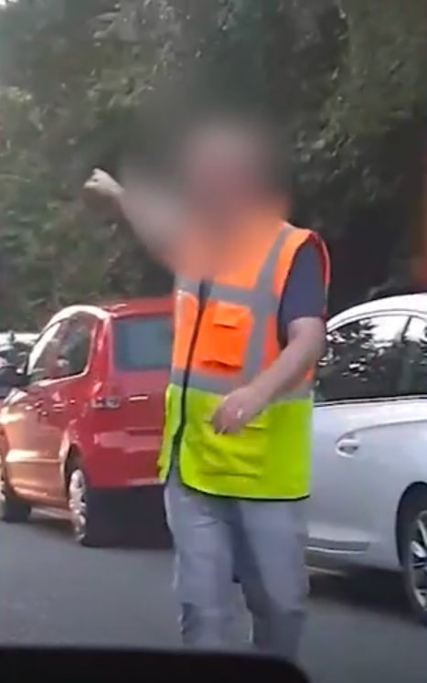 Tom Coulton said he handed over £10 to two men in hi-viz jackets to park