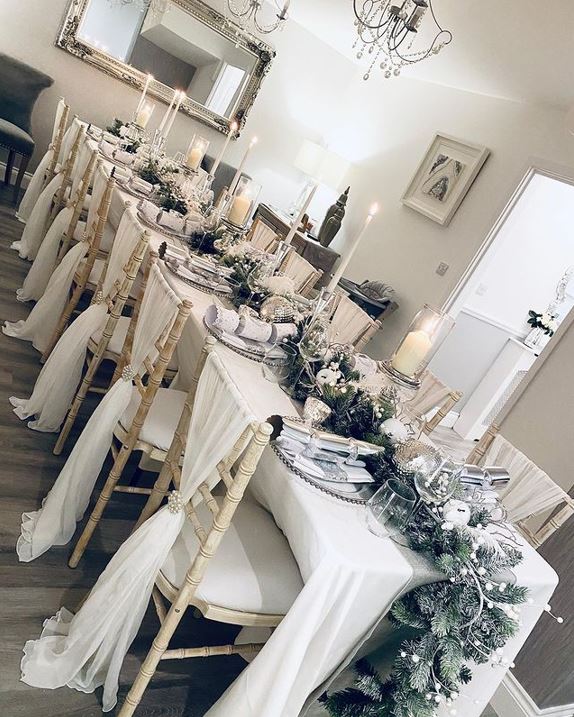 Back in 2019 Mrs Hinch shared a stunning snap of her perfectly laid Christmas table