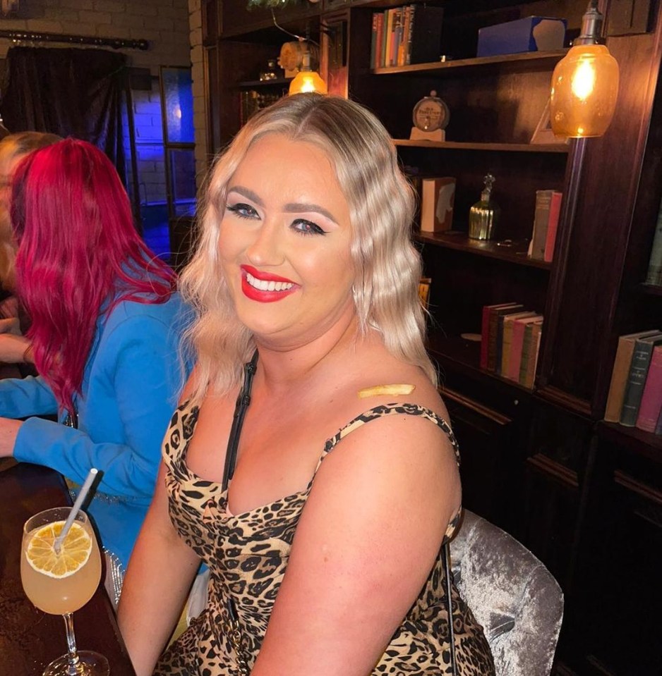 Ellie Warner looked glammed up on a night out this weekend