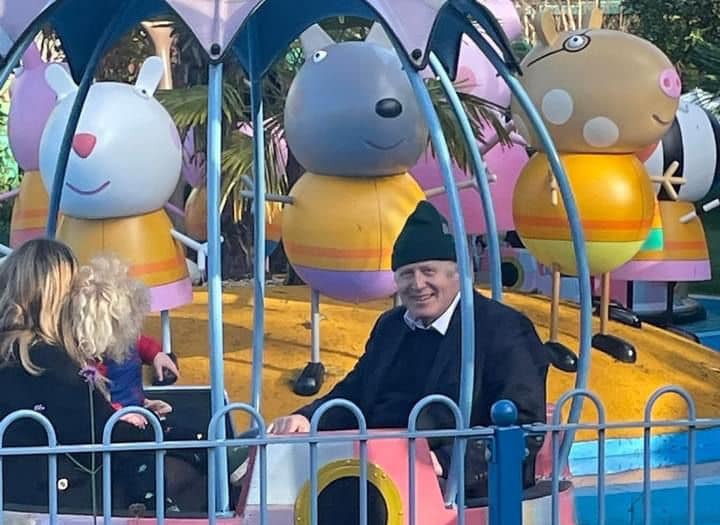 BoJo was spotted on one of the many rides at the amusement park