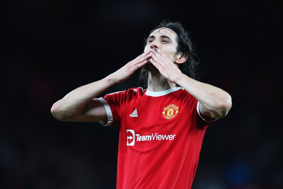 Man Utd fans fear Edinson Cavani 'waved goodbye' after the 3-1 win over Burnley