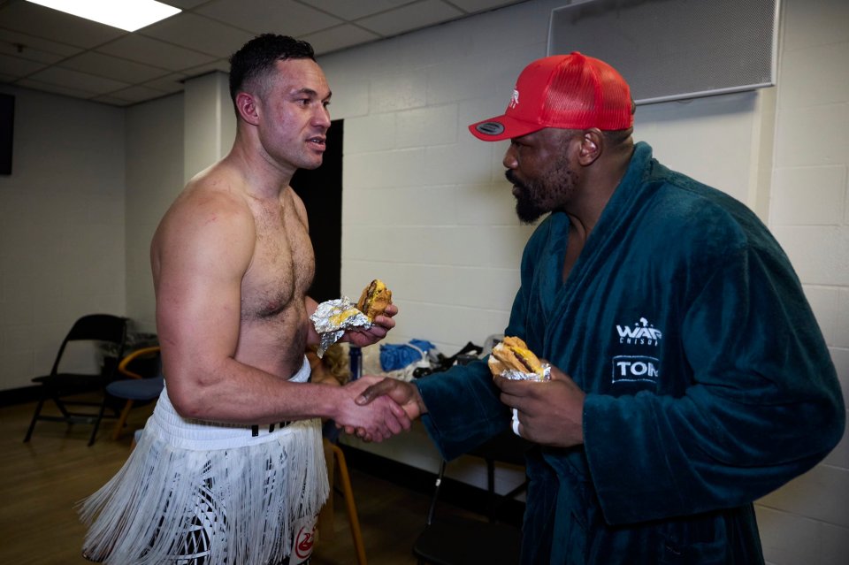 Joseph Parker and Derek Chisora shared a Five Guys burger after their fight