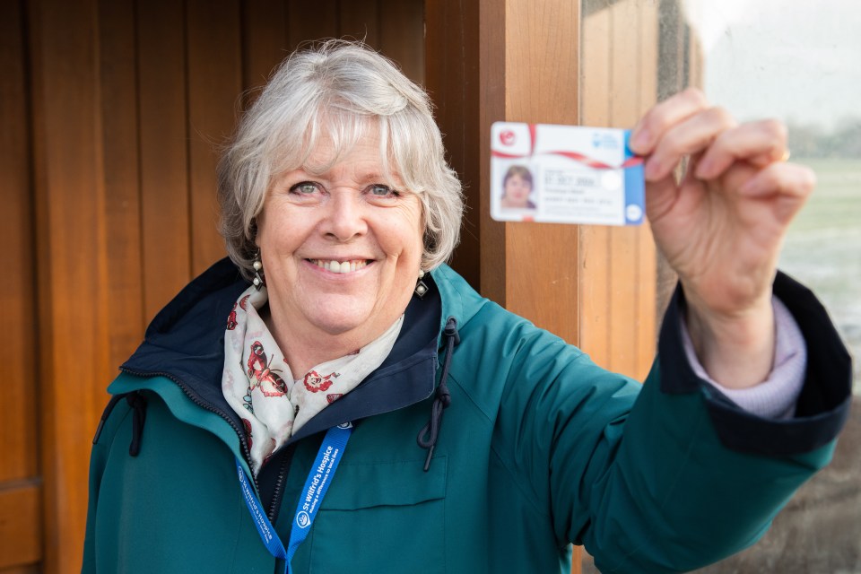 Gran Penny Ibbott, 75, took a 2,200-mile trip around the whole of England using her bus pass