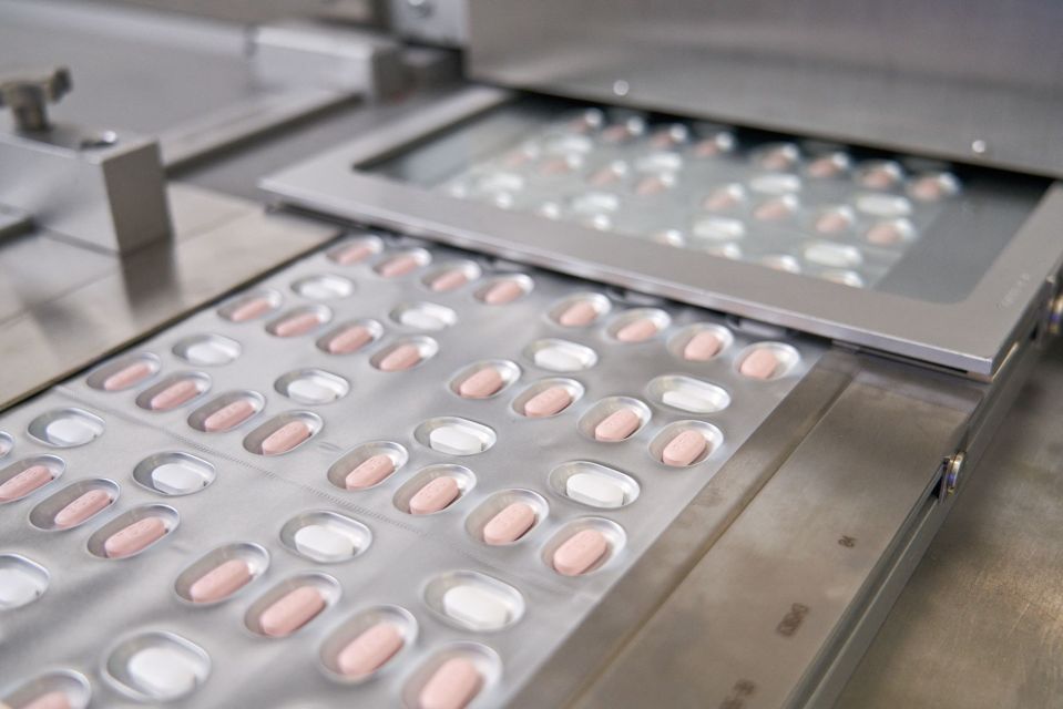 The making of Pfizer's Covid-19 antiviral pills, Paxlovid, in the lab