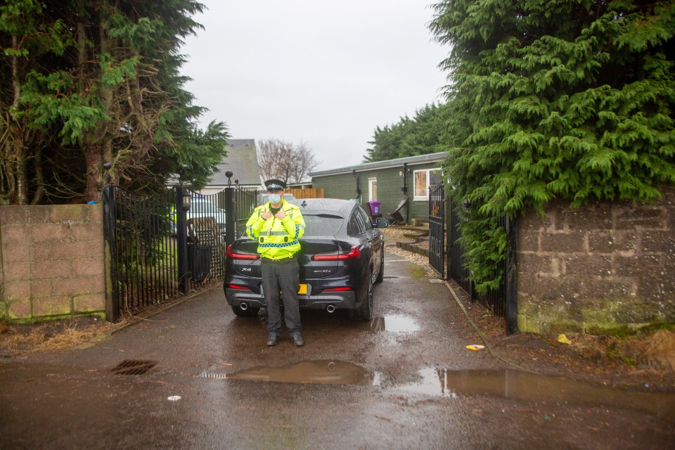 Cops at  at Juniper Kennels in Kirkton of Auchterhouse.