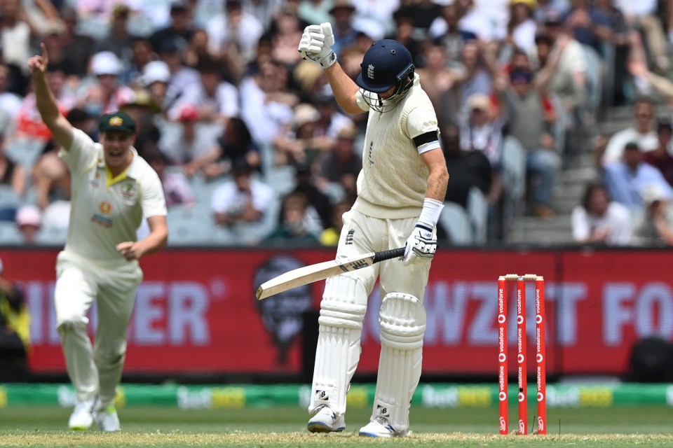 Root punched his bat in frustration after being dismissed for 50