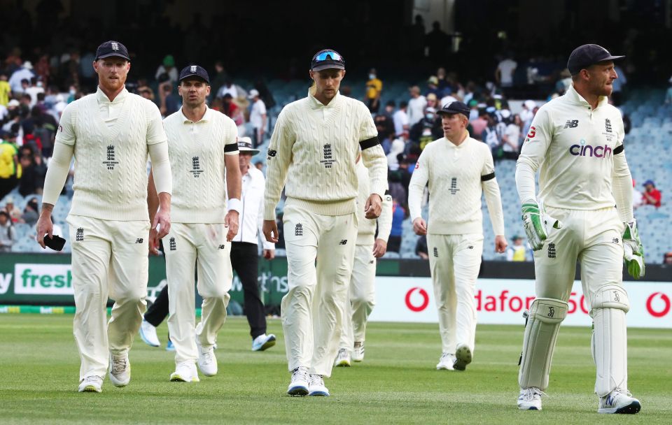 The start of day 2 of the third Ashes Test was delayed after a Covid outbreak