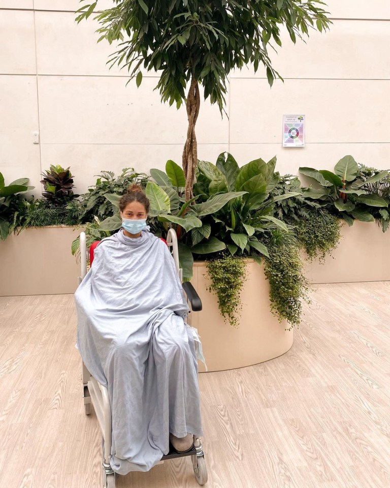 Luise Thompson in hospital just before hristmas