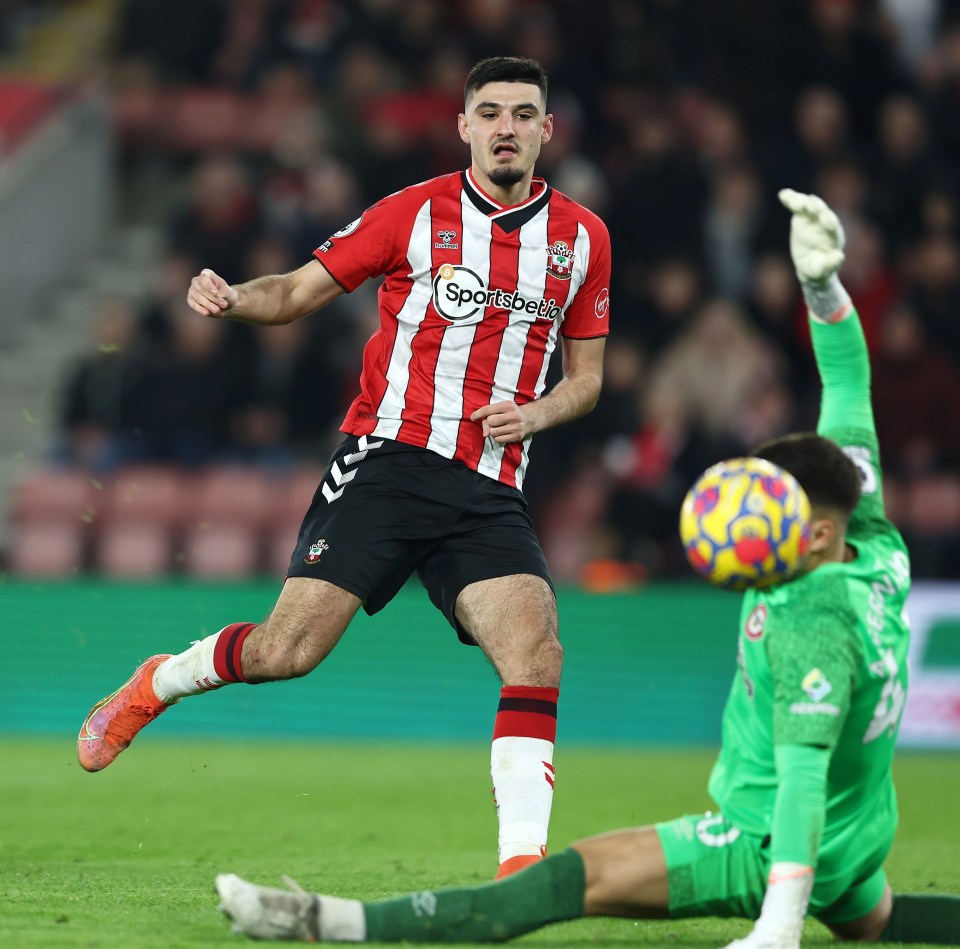 Armando Broja scored his sixth goal of his season-long loan for Southampton against Brentford