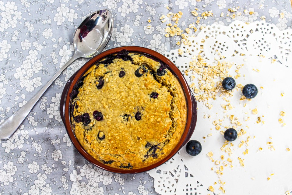 Gregg's blueberry muffin baked oats