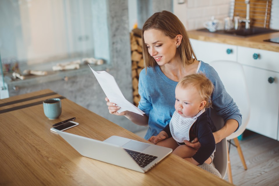 SAvvy mums have shared their favourite ways to earn extra cash online