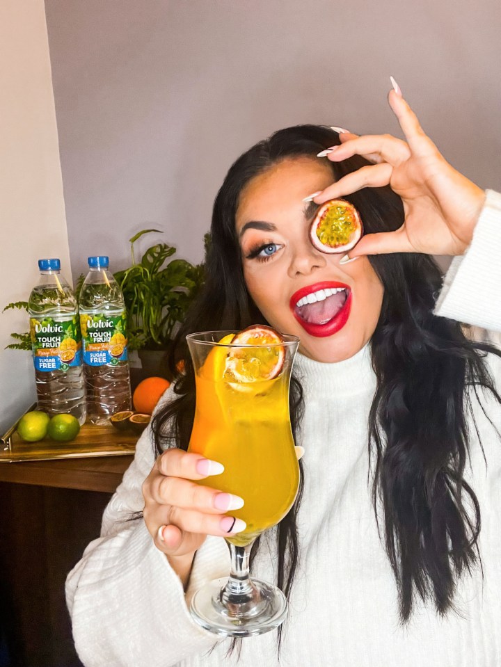 Scarlett Moffat has teamed up with Volvic Touch of Fruit to create tasty mocktails