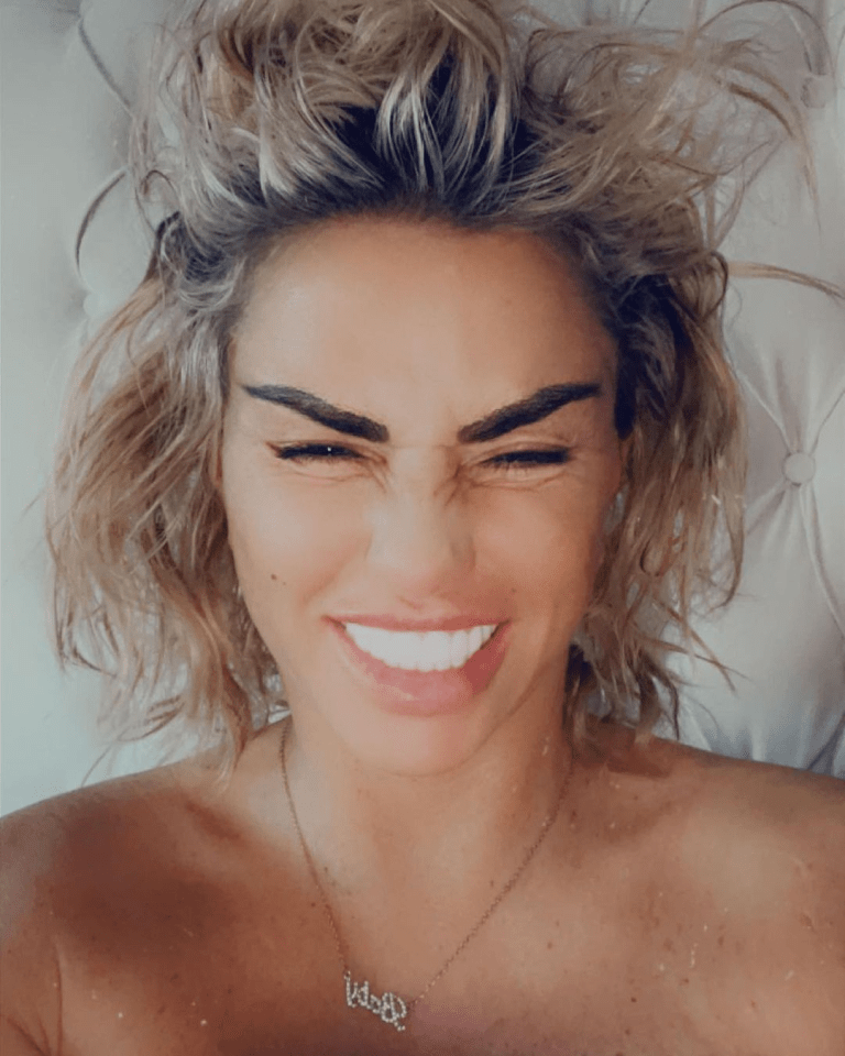 Katie Price shared a beaming make-up-free selfie on Instagram