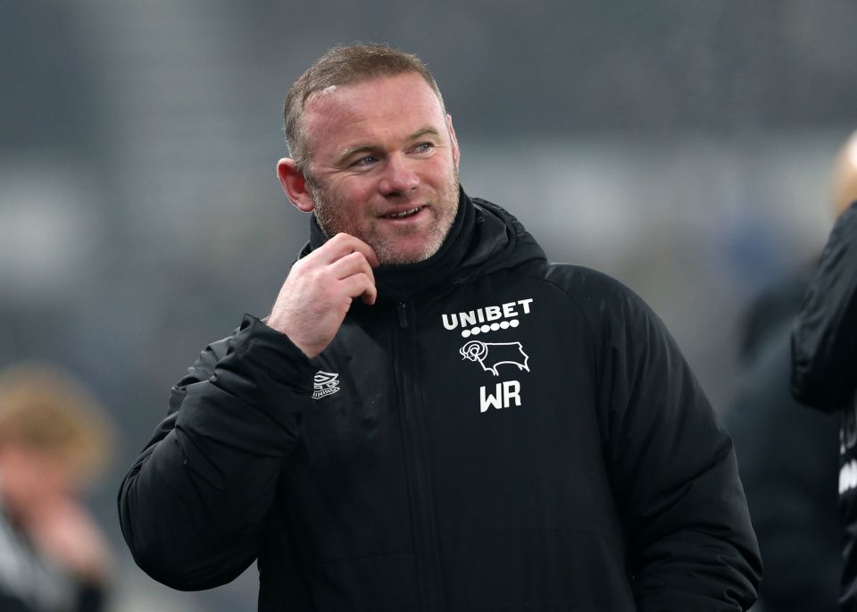 Wayne Rooney is in Everton's sights to replace Rafa Benitez