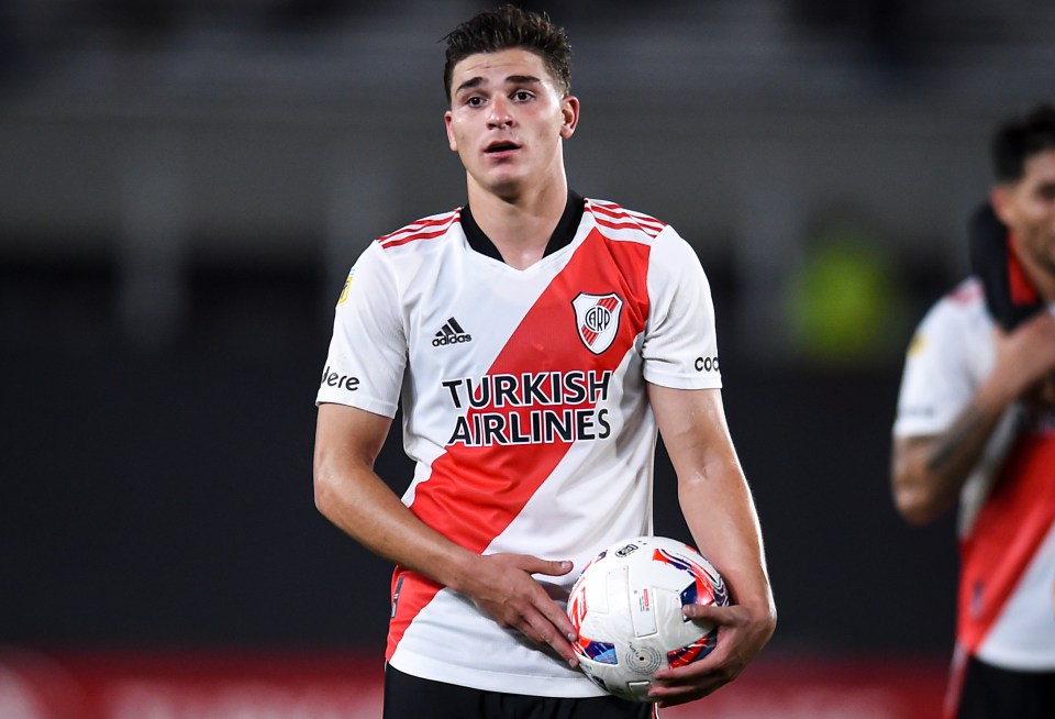 Julian Alvarez is set to link up with Man City later this year