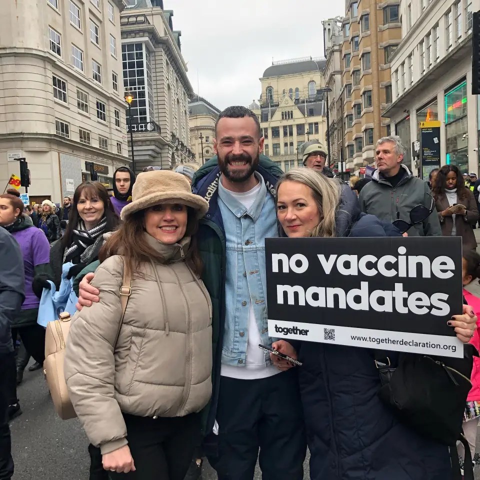 Sean Ward said his anti-vaxx views have left him homeless