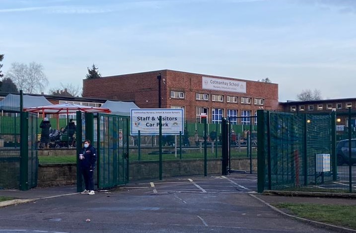 The parking chaos erupted outside Cotmanhay Junior School