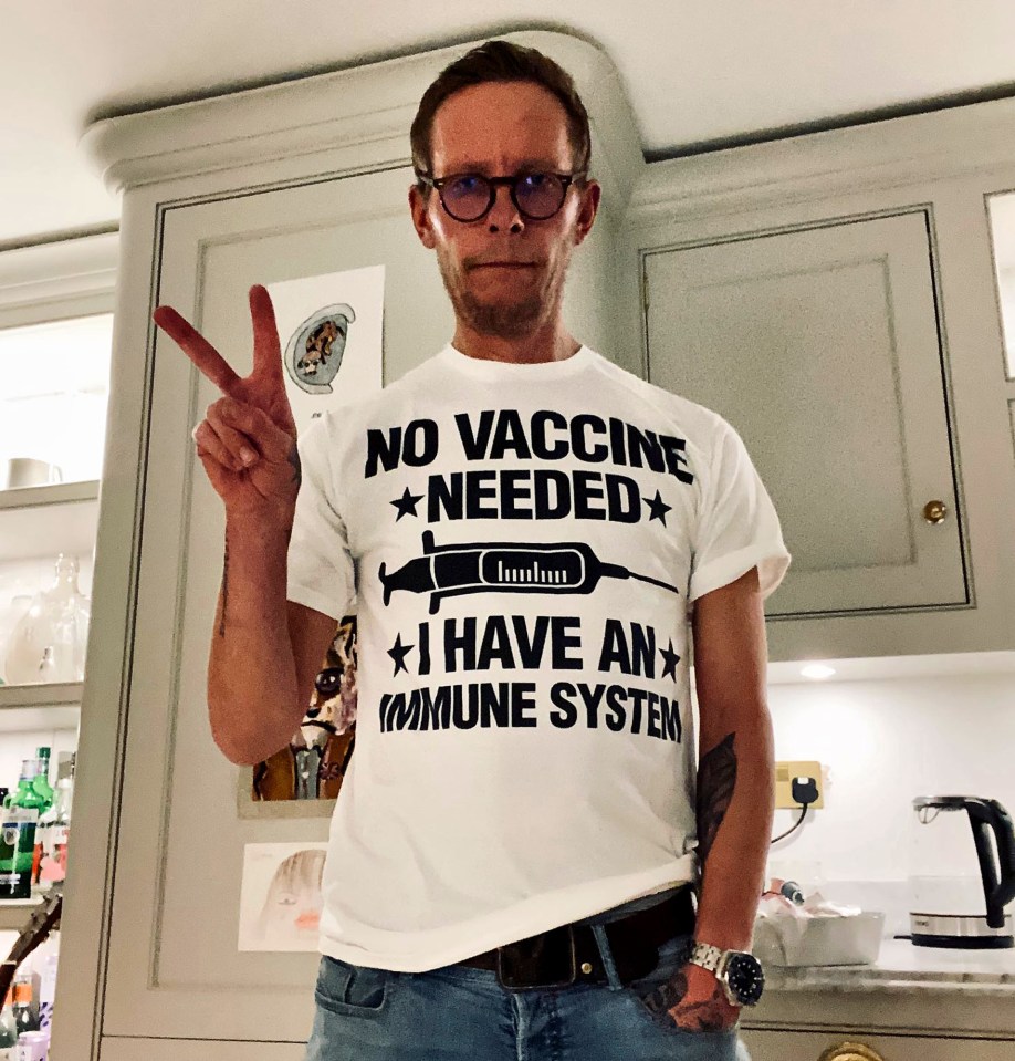 Last week rent-a-rant actor Laurence Fox proudly showed off this T-shirt