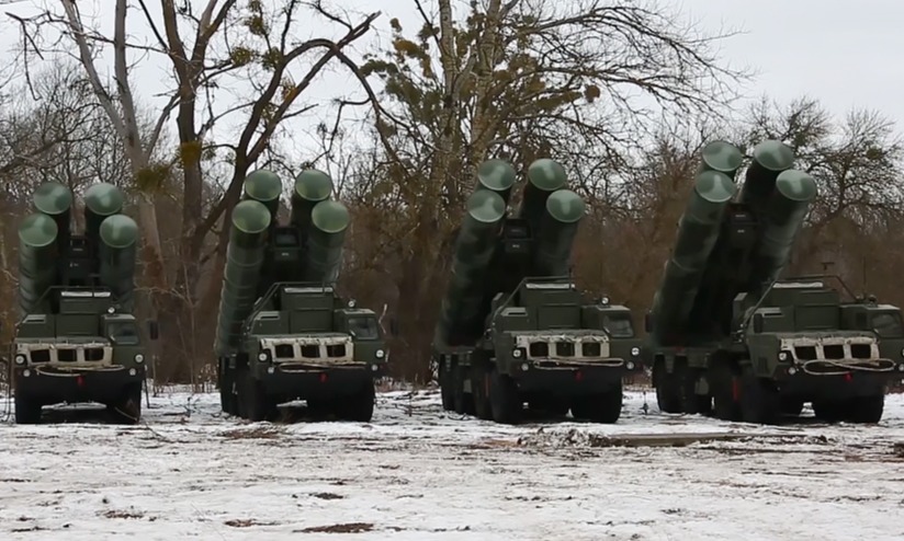 S-400 Triumf air defence missile systems stationed in Belarus for joint war games with Russia