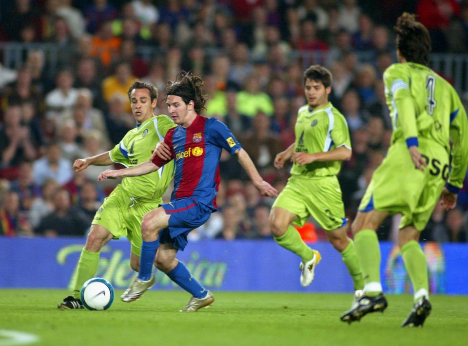 The greatest Lionel Messi goal of all time.