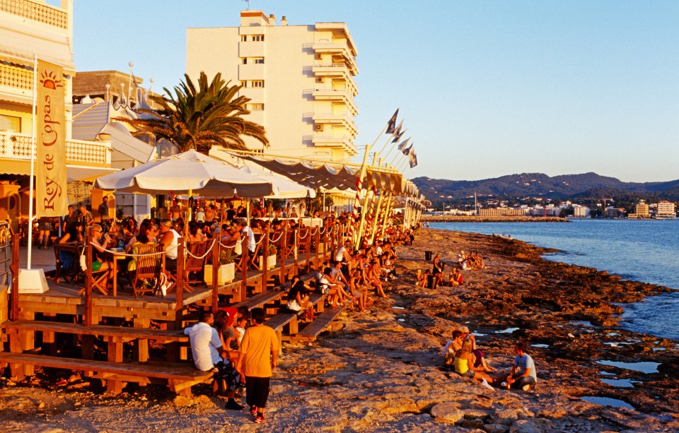 Brits face huge fines if they get drunk on the Spanish islands