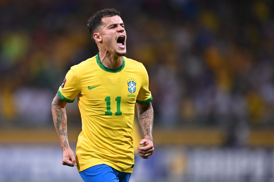 Philippe Coutinho celebrates his wonderstrike as Brazil beat Paraguay 4-0