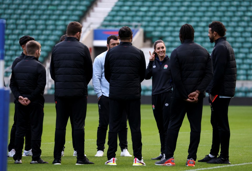 Kate spoke with members of the men's team ahead of the session